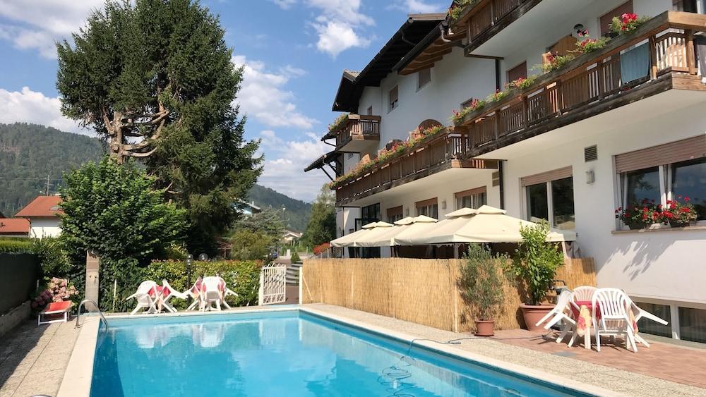 Albergo Gilda Waterslide