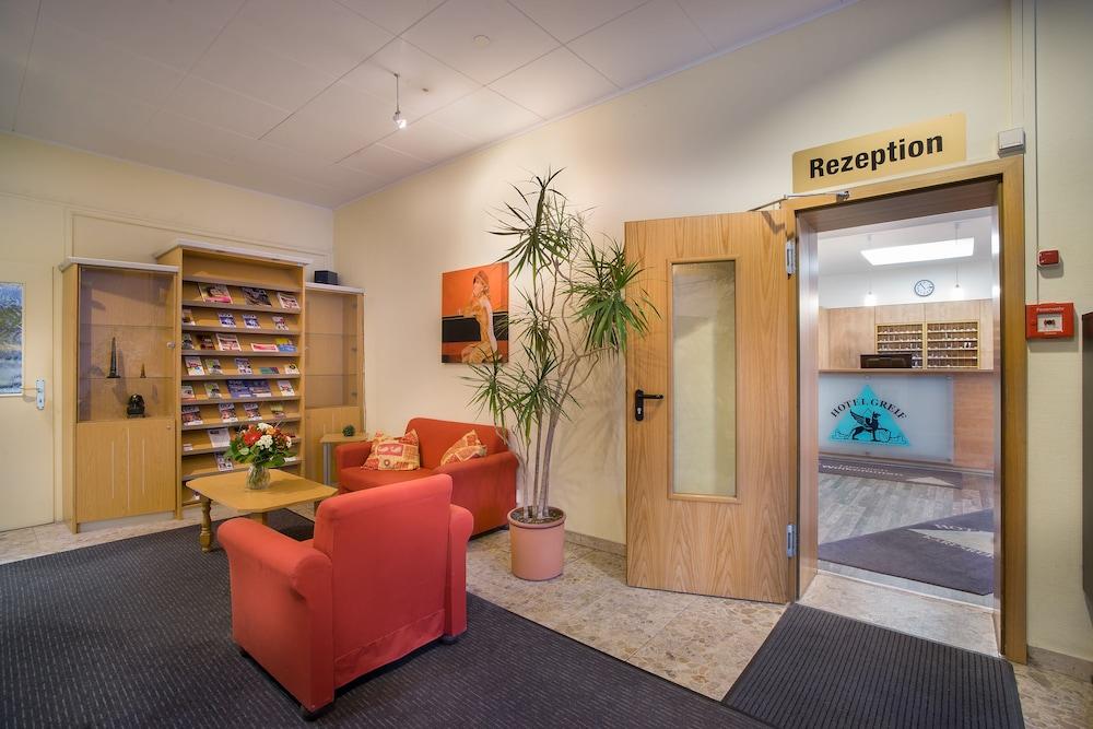 Scope Hotel Greif Lobby Sitting Area