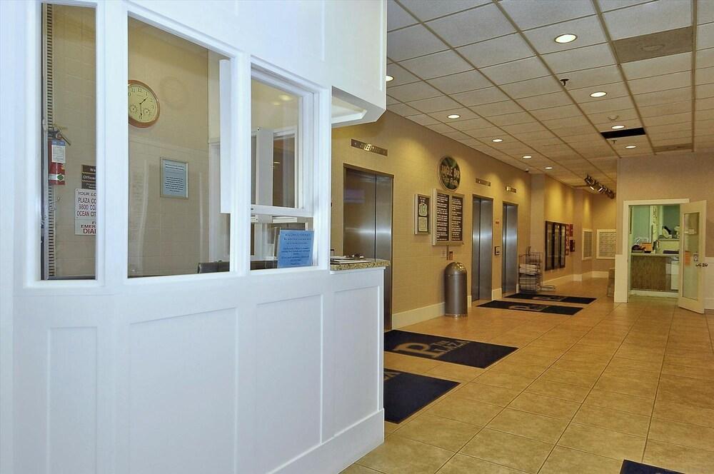 Henlopen Unit 613 by Long & Foster Interior