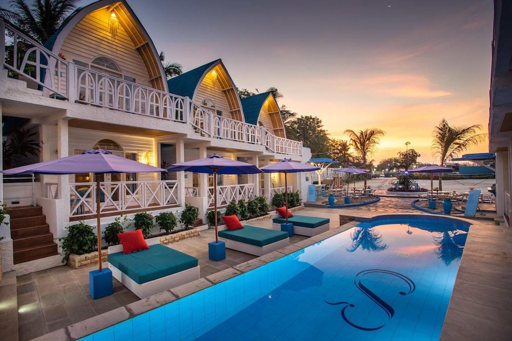 Santorini Beach Resort Featured Image