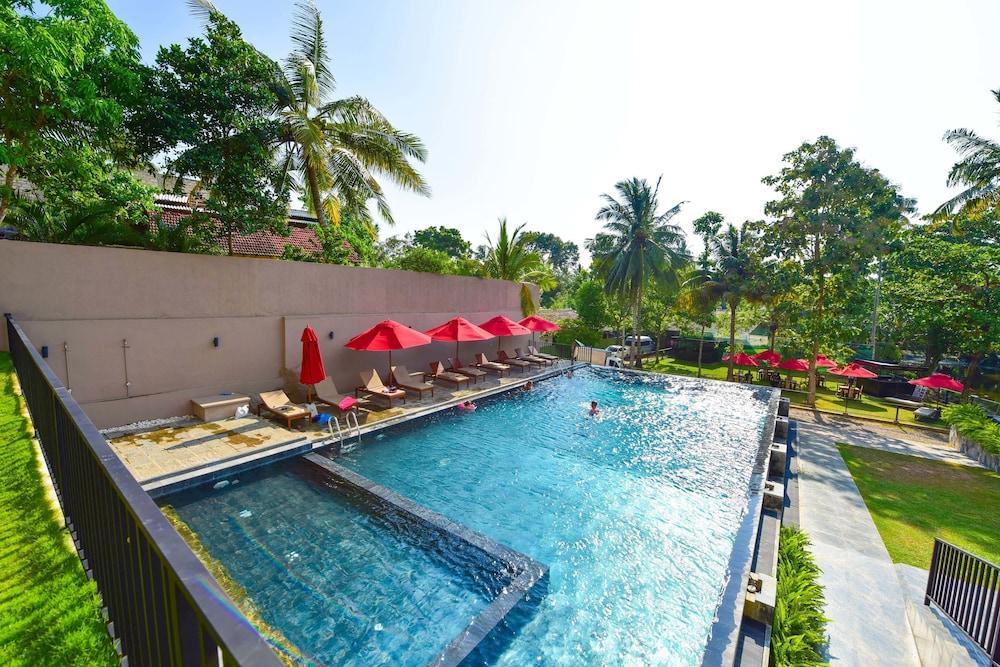 Ballena Regency Featured Image