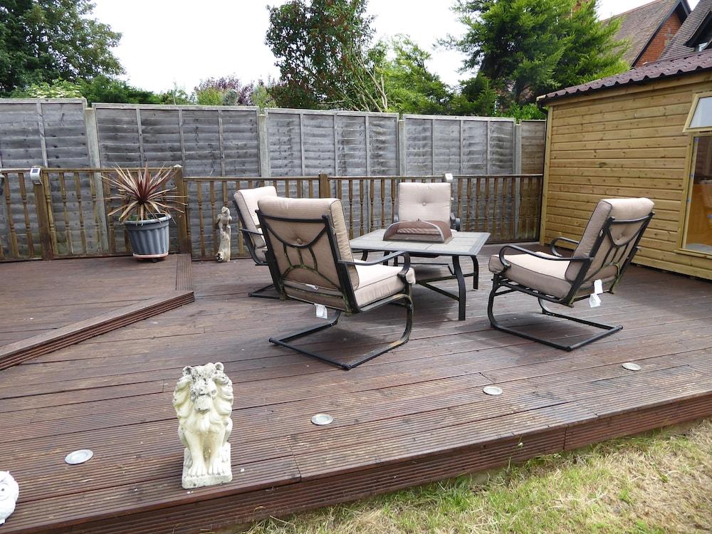Mayfields Guest House Sundeck