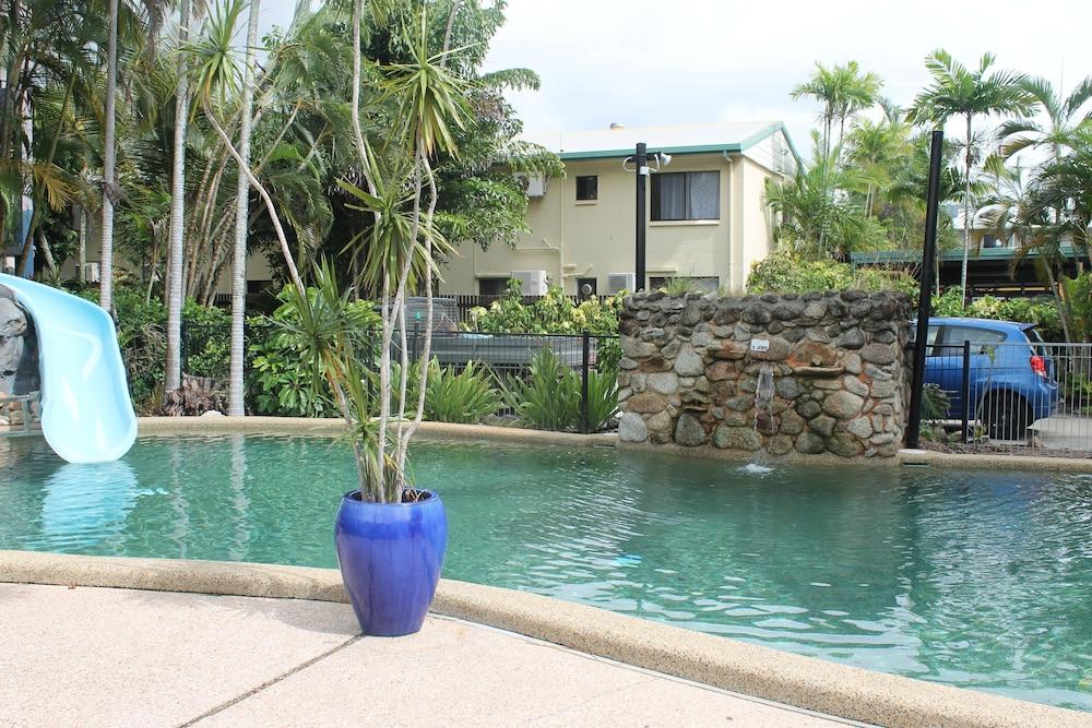 Bohemia Resort Cairns Outdoor Pool