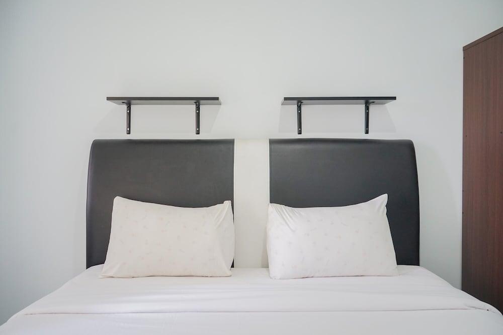 Modern Design Studio Apartment at Ayodhya Residences Room