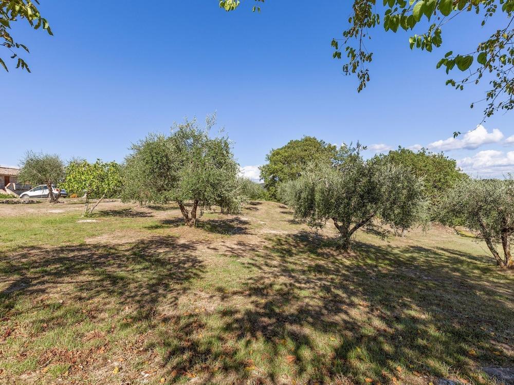 Nice Apartment in Castellina in Chianti With Stunning Views Exterior