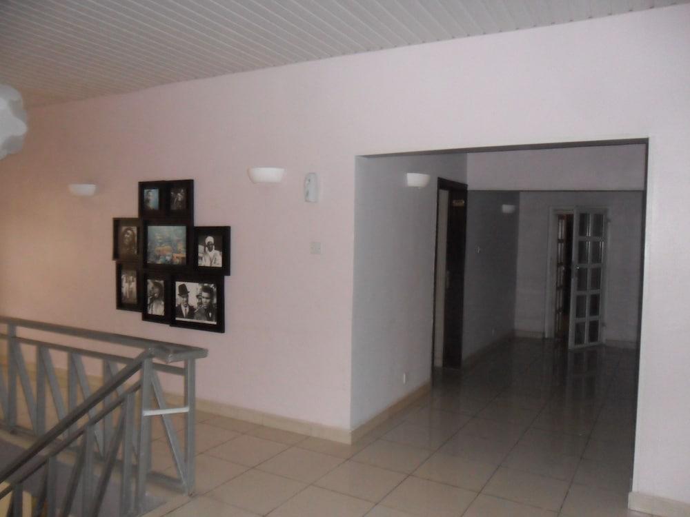 Swisscottage suites Interior Entrance