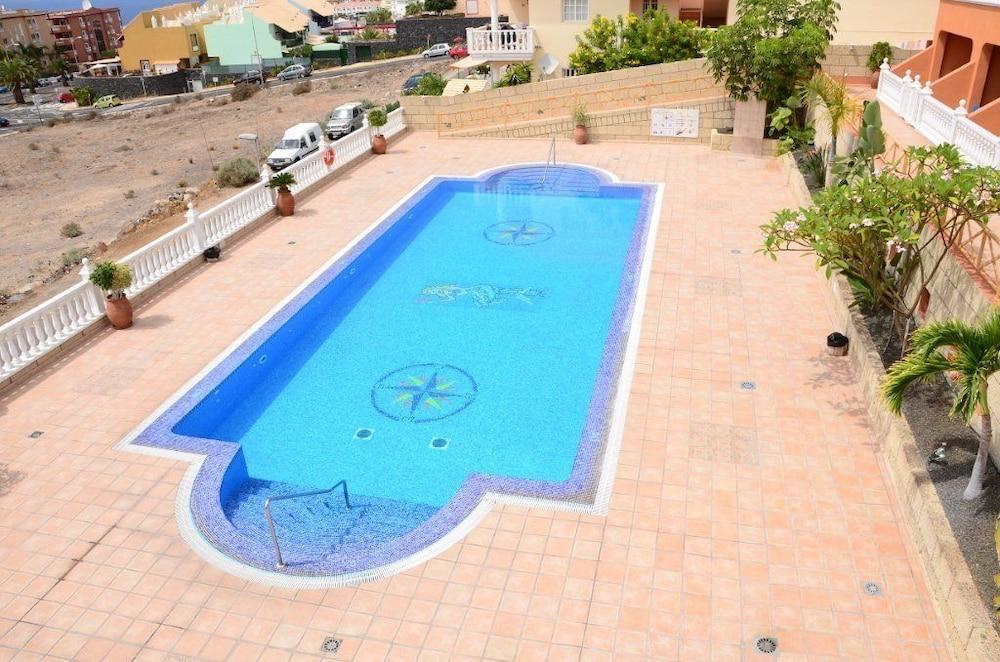 Apartamentos Callaomar Others