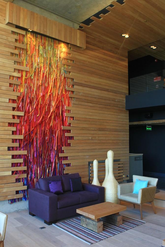Enjoy Chiloé Lobby