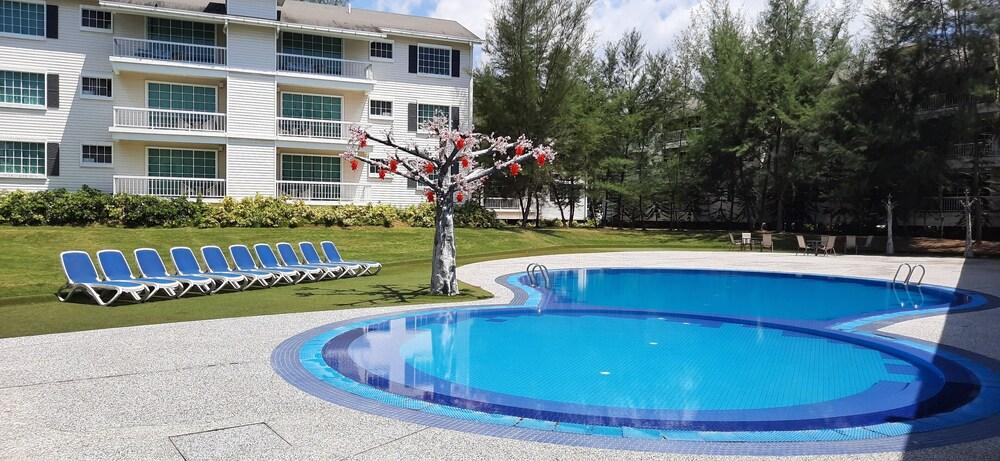 The Trails Of Kampar by MK Outdoor Pool