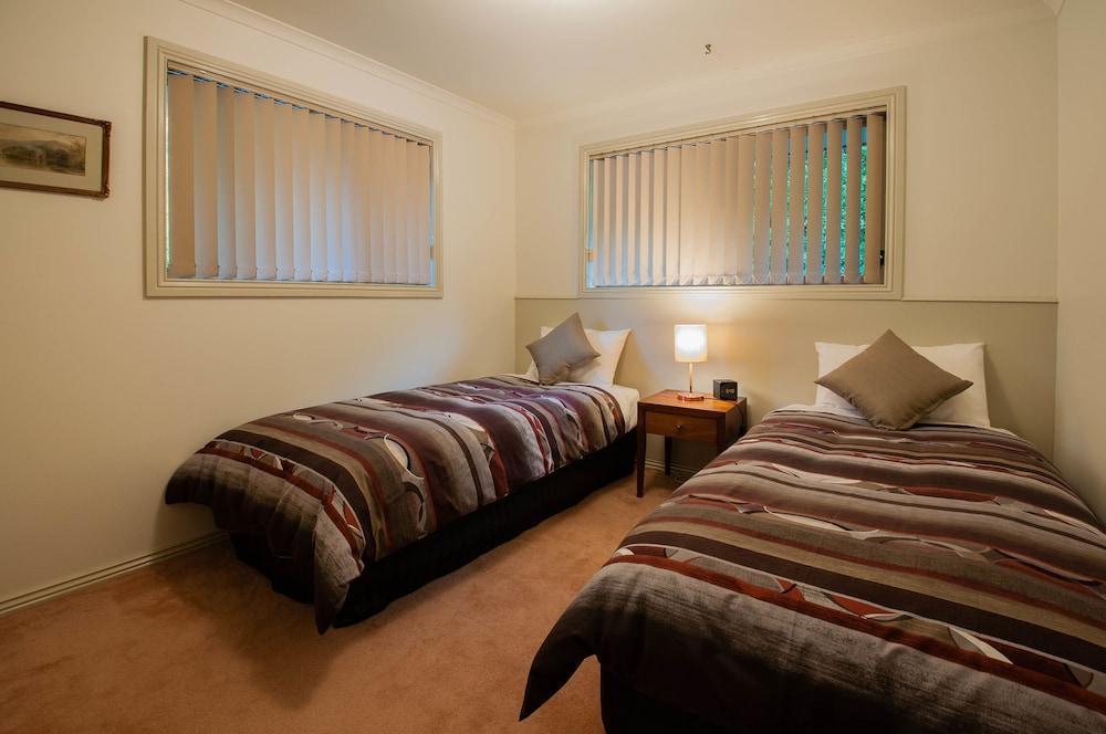 Maria Views Bed & Breakfast Guestroom