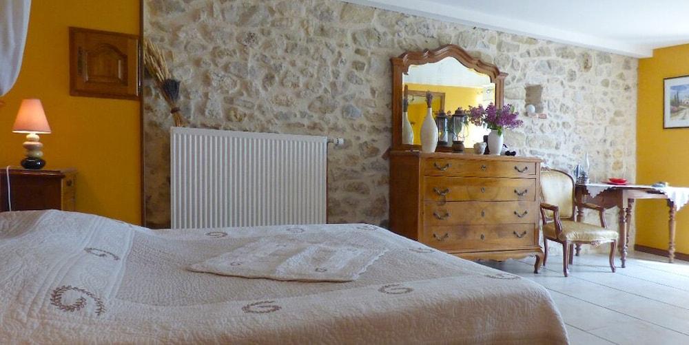 Chambres d'hotes Mas Fa Sua Room