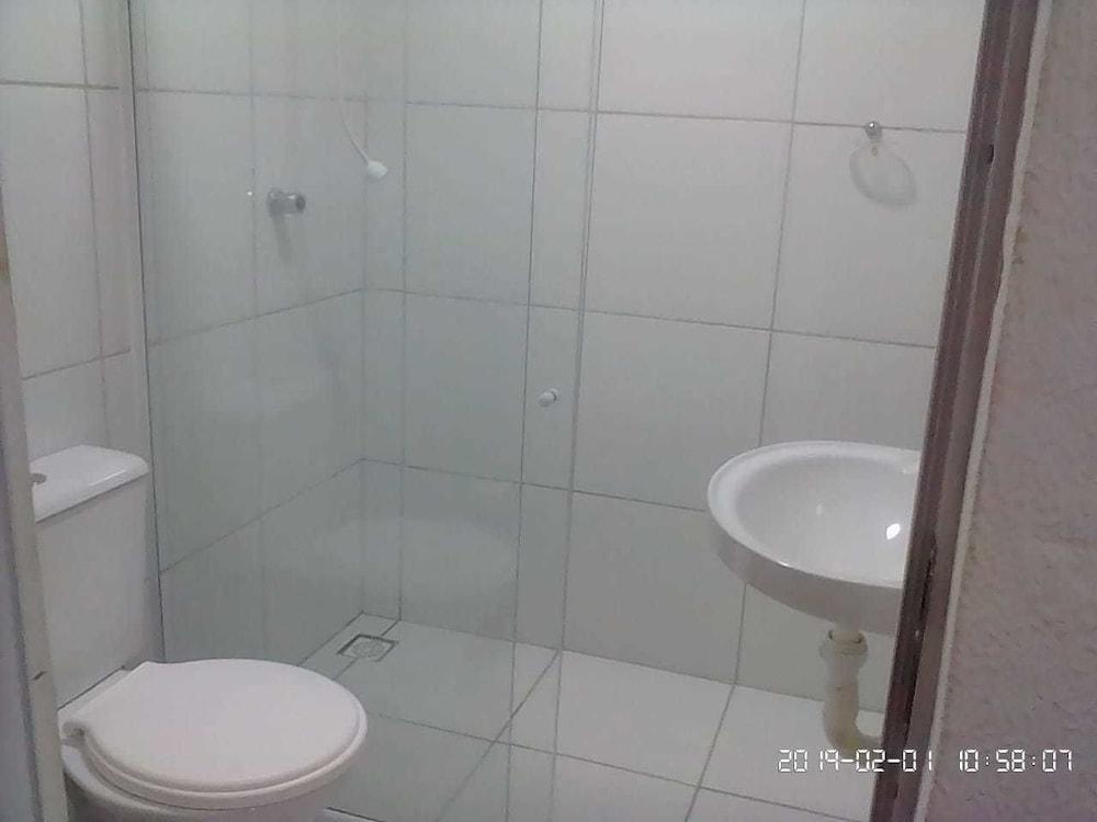 بوزادا تينداس دو كمبوكو حمام