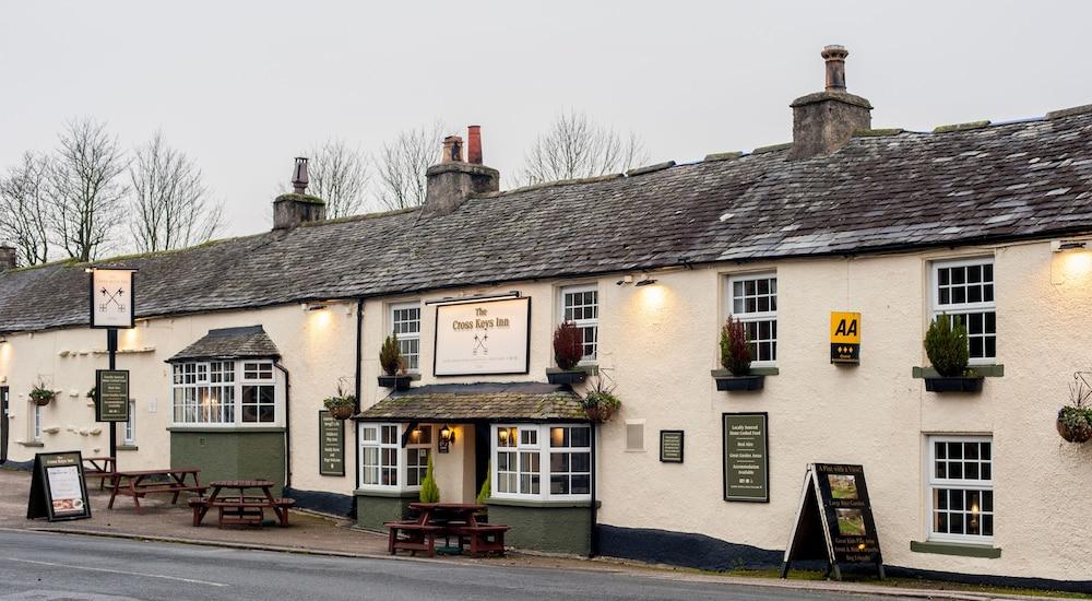 Cross Keys Inn Featured Image