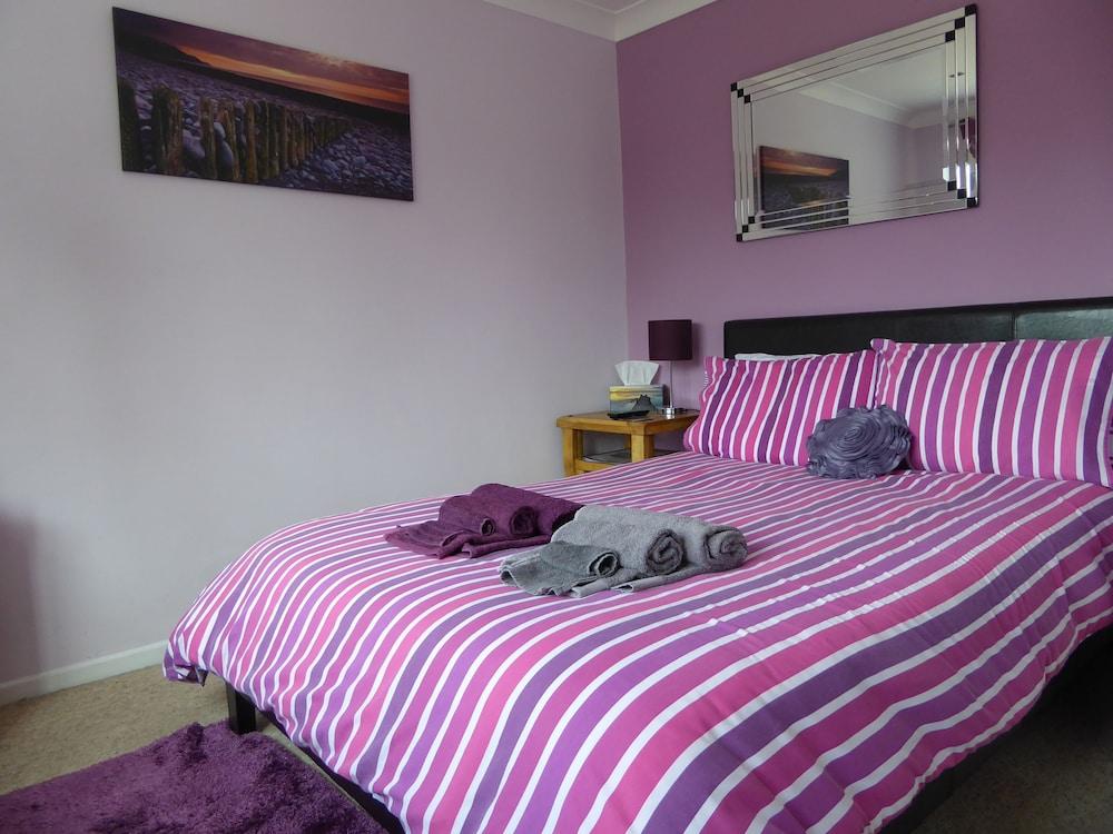 Mayfields Guest House Room