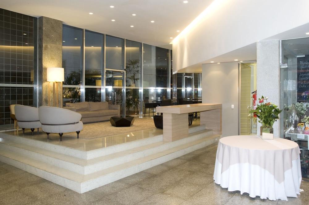Max Savassi Apart Service Lobby