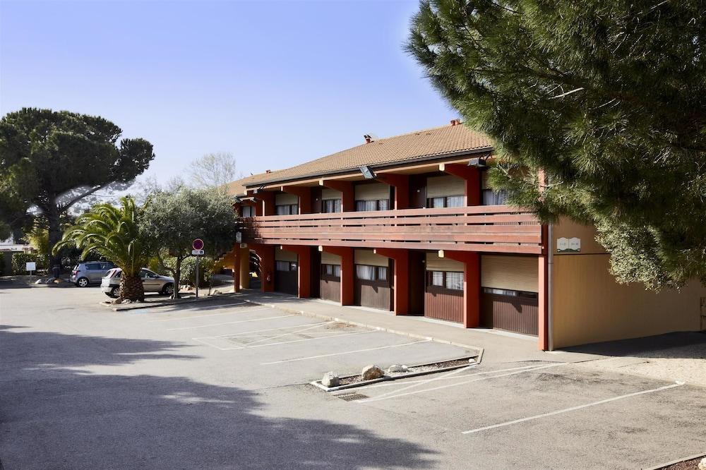 Campanile Perpignan Sud Exterior