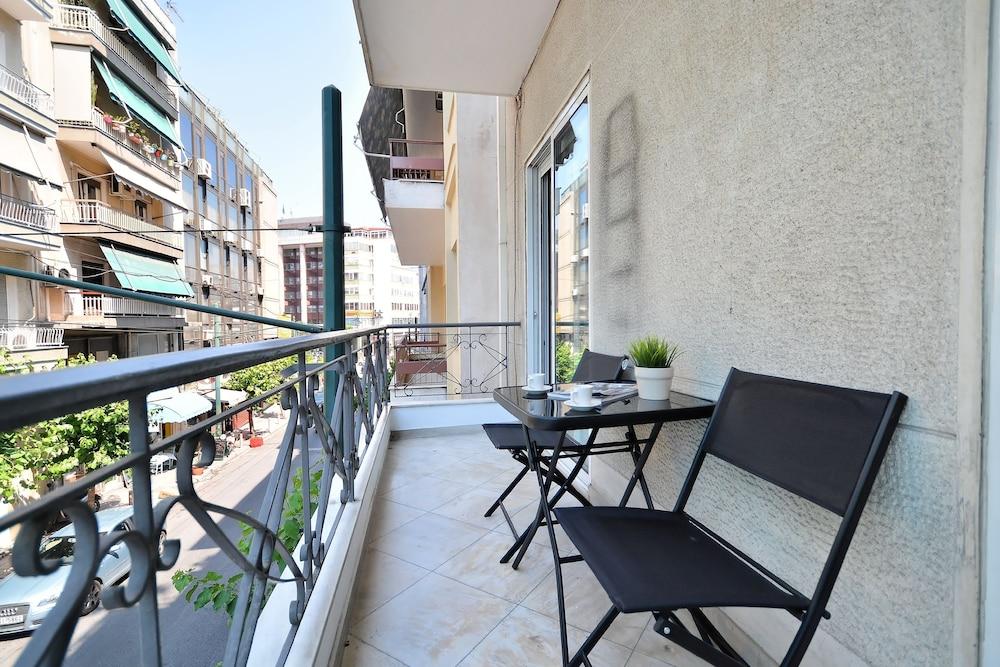 Acropolis Executive Suite Exterior detail