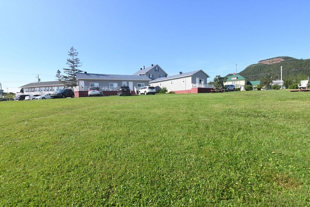 Hotel Motel Rocher Percé B&B