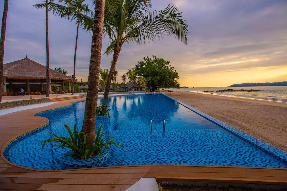 Pristine Mermaid Resort Featured Image