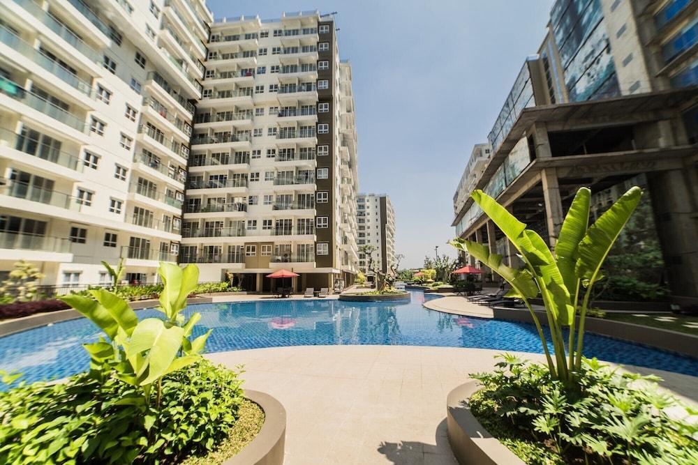 Simply Homey 2BR Apartment at Gateway Pasteur Exterior