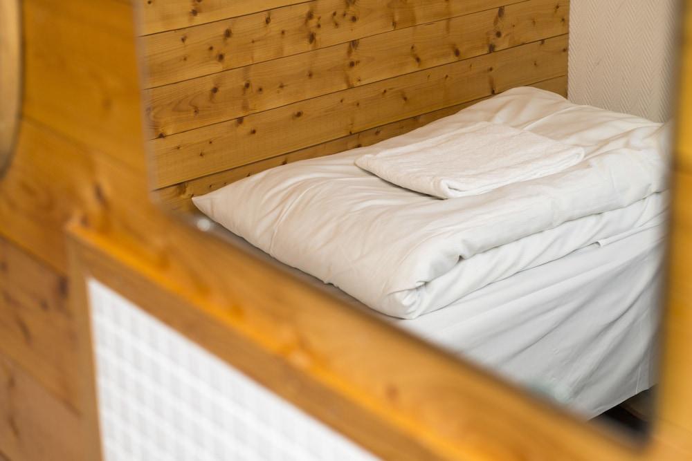 Vandrerhjem Lofotferie Kabelvåg Guestroom