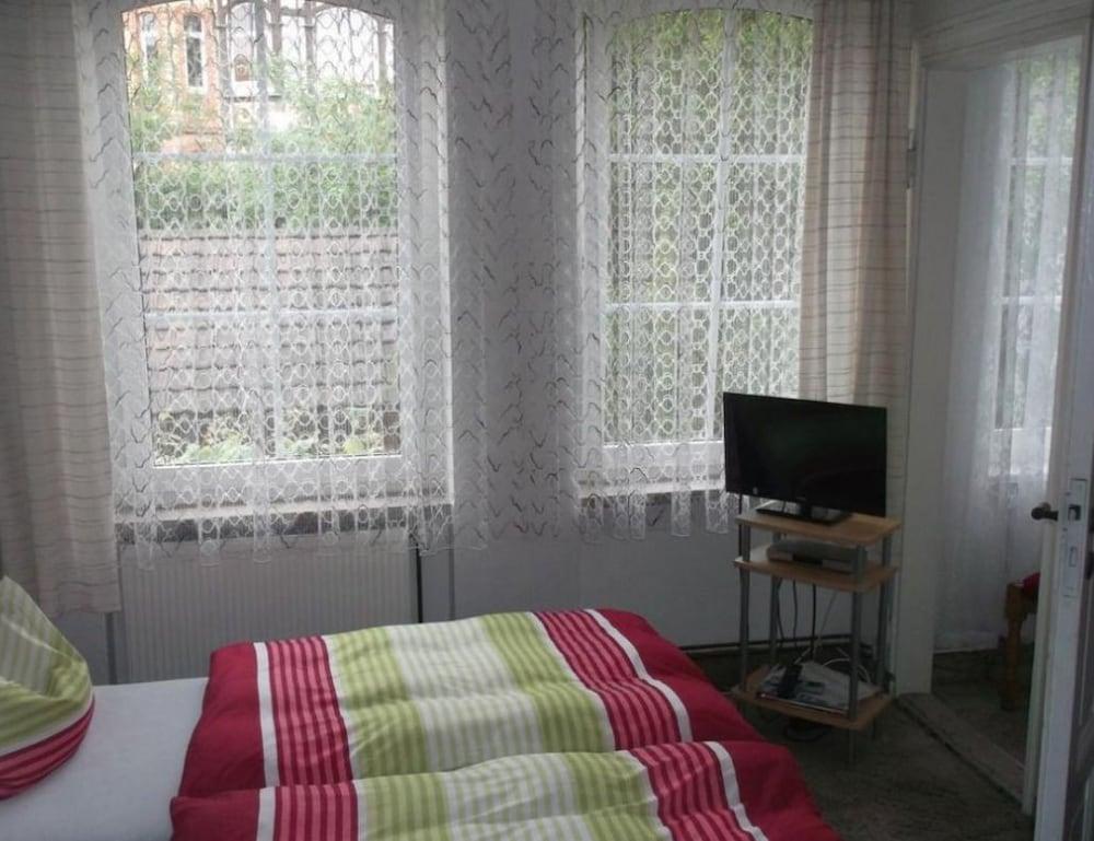 بنزيون آند فيرينفونونج كريستينا كيليان غرفة