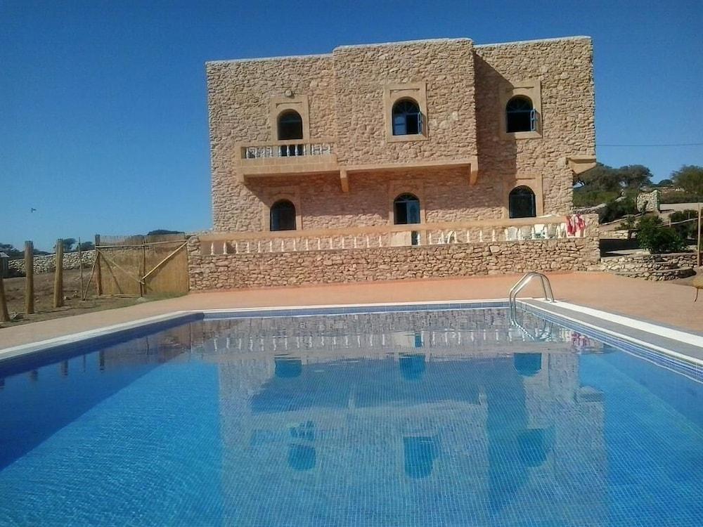 Dar Aalida Outdoor Pool