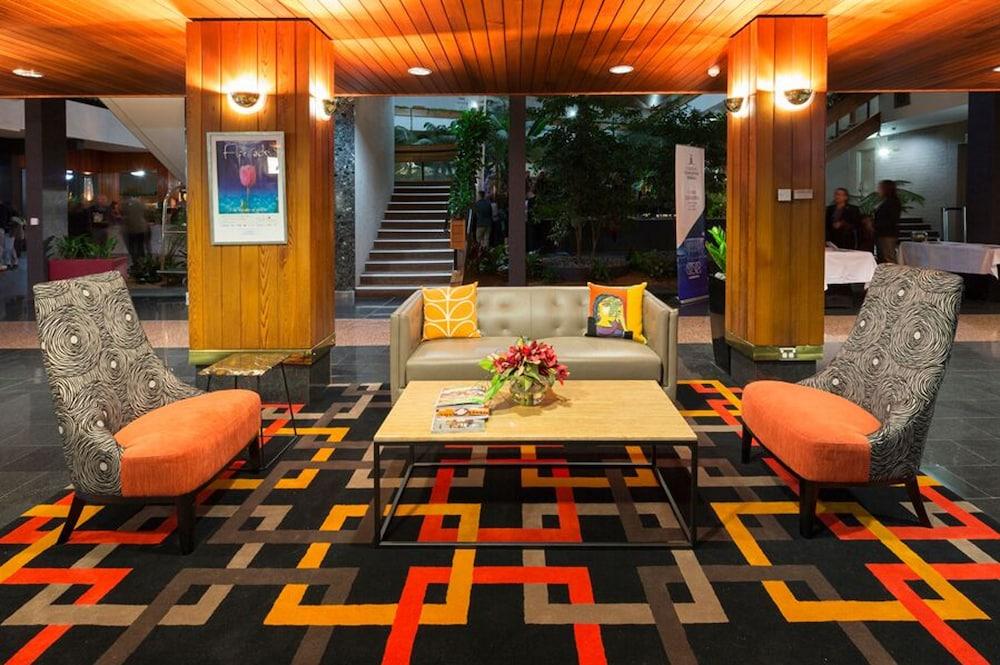 Pavilion on Northbourne Lobby