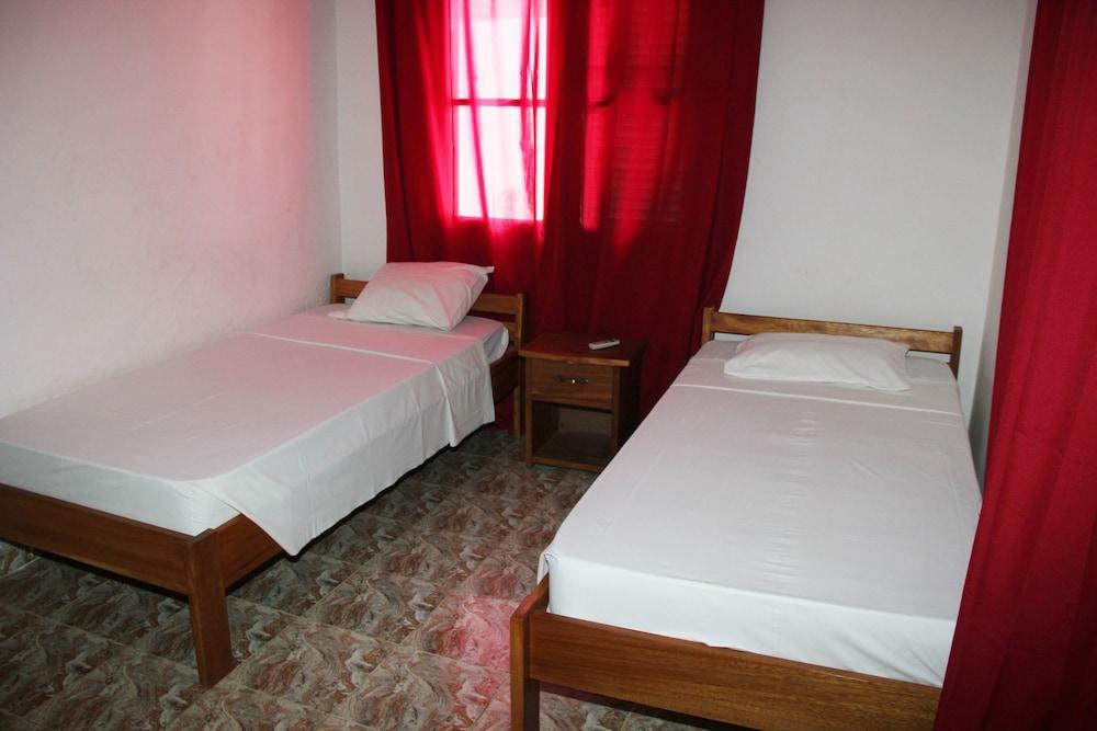 Cocoa Hotel Residence São Tomé Room