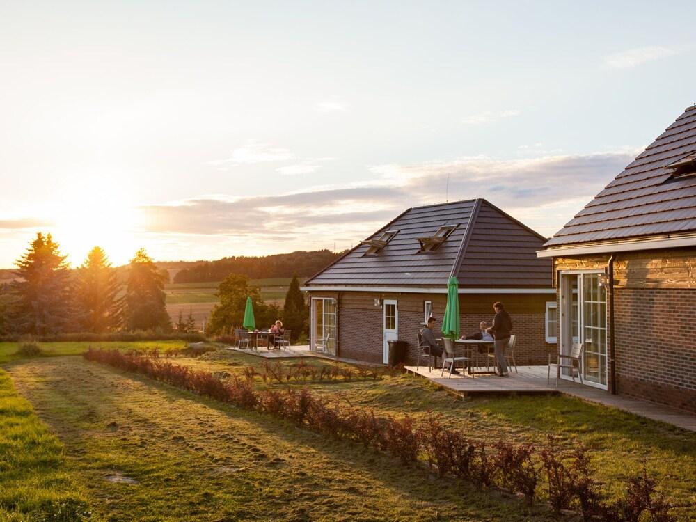 Comfortable Cottage in Januv Dal With Swimming Pool Exterior