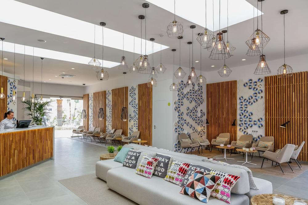 LABRANDA Corralejo Village - All Inclusive Reception