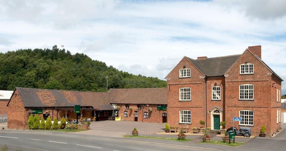 The Barns Featured Image
