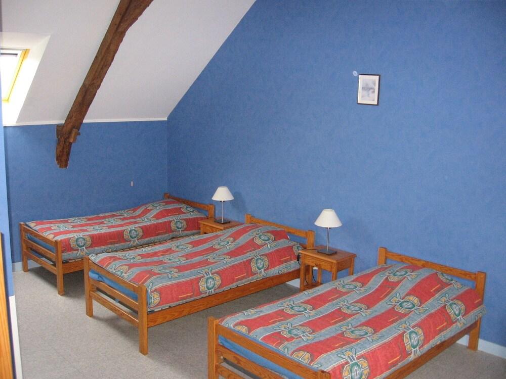 Gîte de Groupe Grand Piaf Room