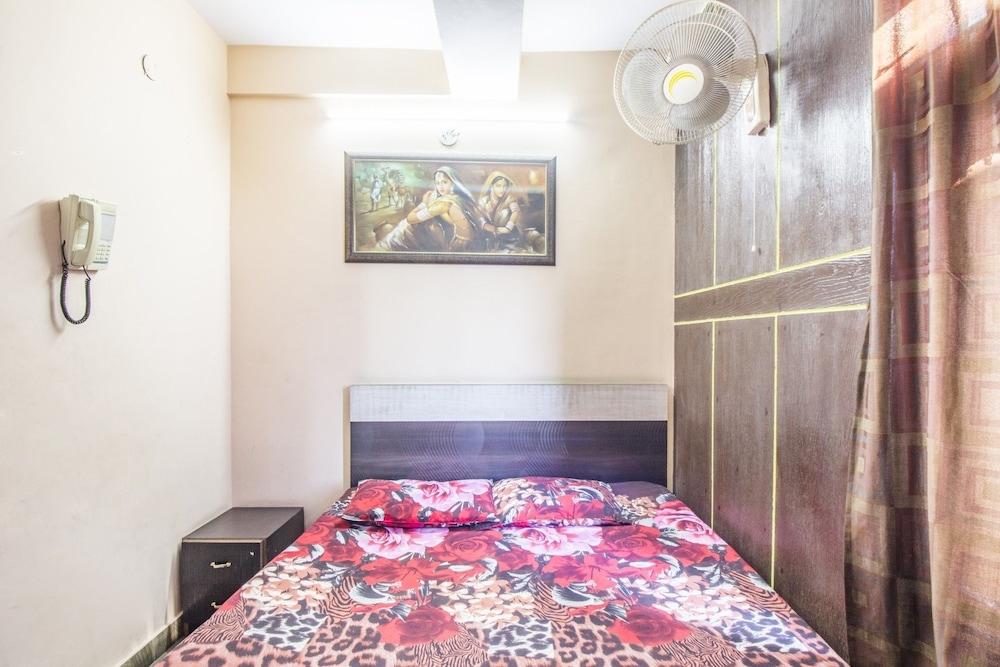 GuestHouser 1 BR Guest house 744d Room