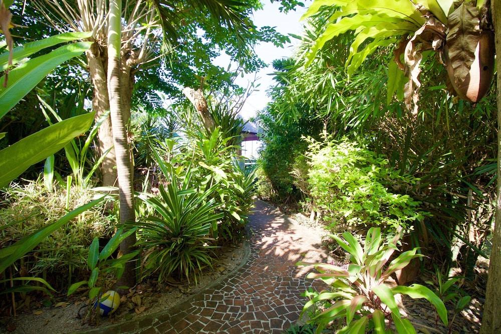 Sairee View Resort Property Grounds