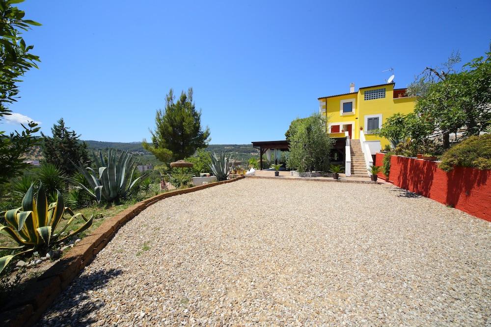 Borgo del Nespolo Property Grounds