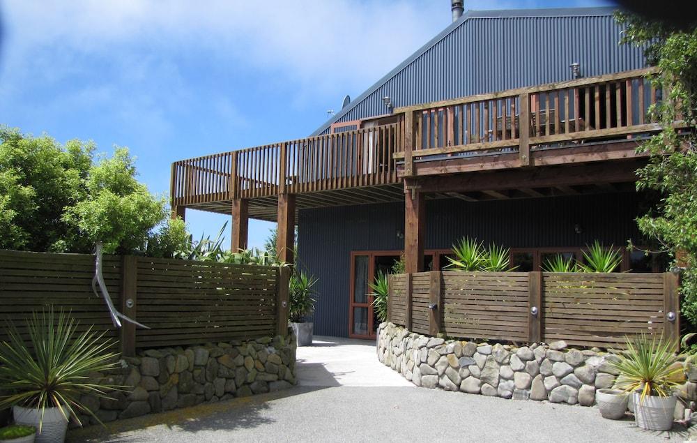 جليندير بي آند بي لودج مدخل الفندق