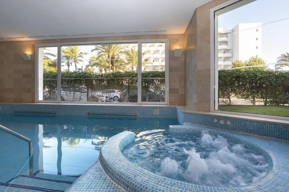 Hipotels Dunas Cala Millor Aparthotel Indoor Pool