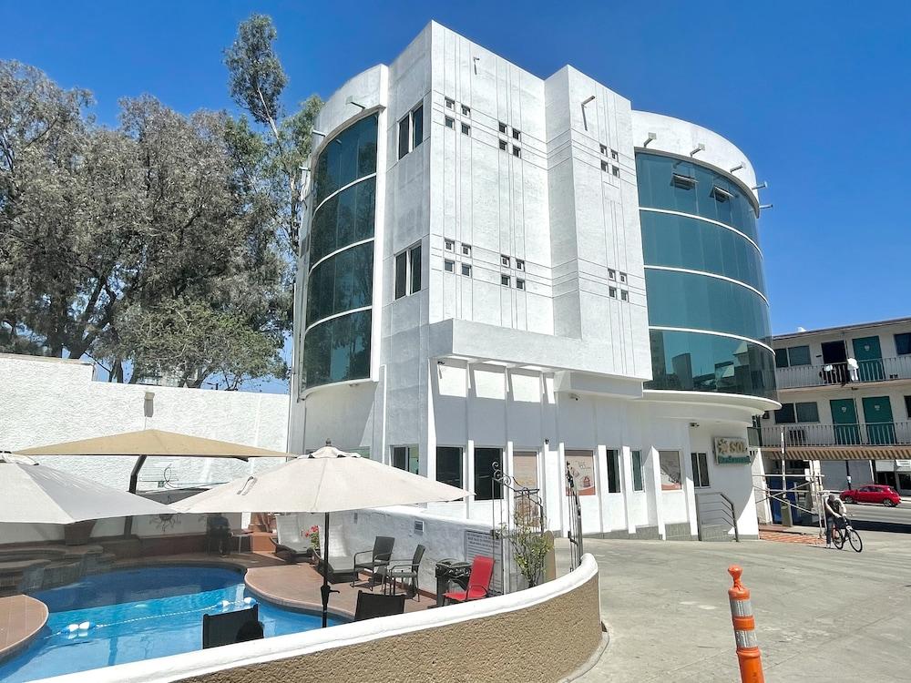 R INN de TJ Exterior
