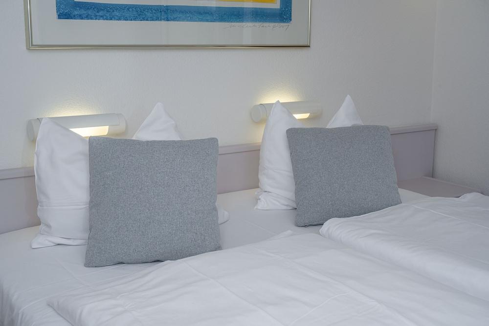 Pension am Meer Room
