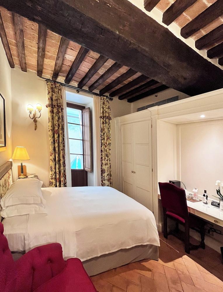 Grand Hotel Continental Siena – Starhotels Collezione