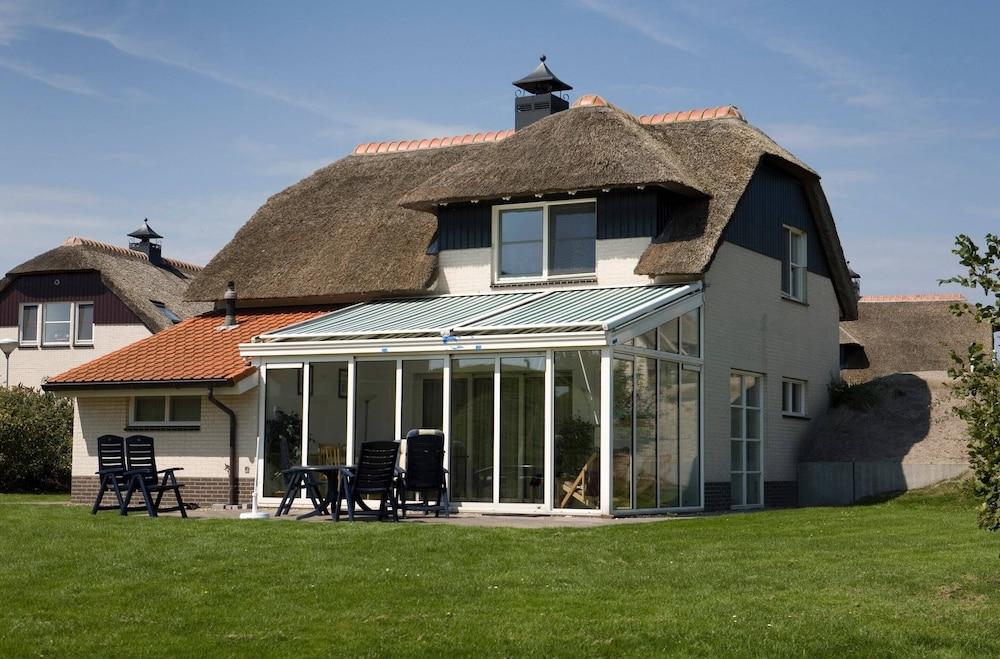 Beautiful Villa With Conservatory