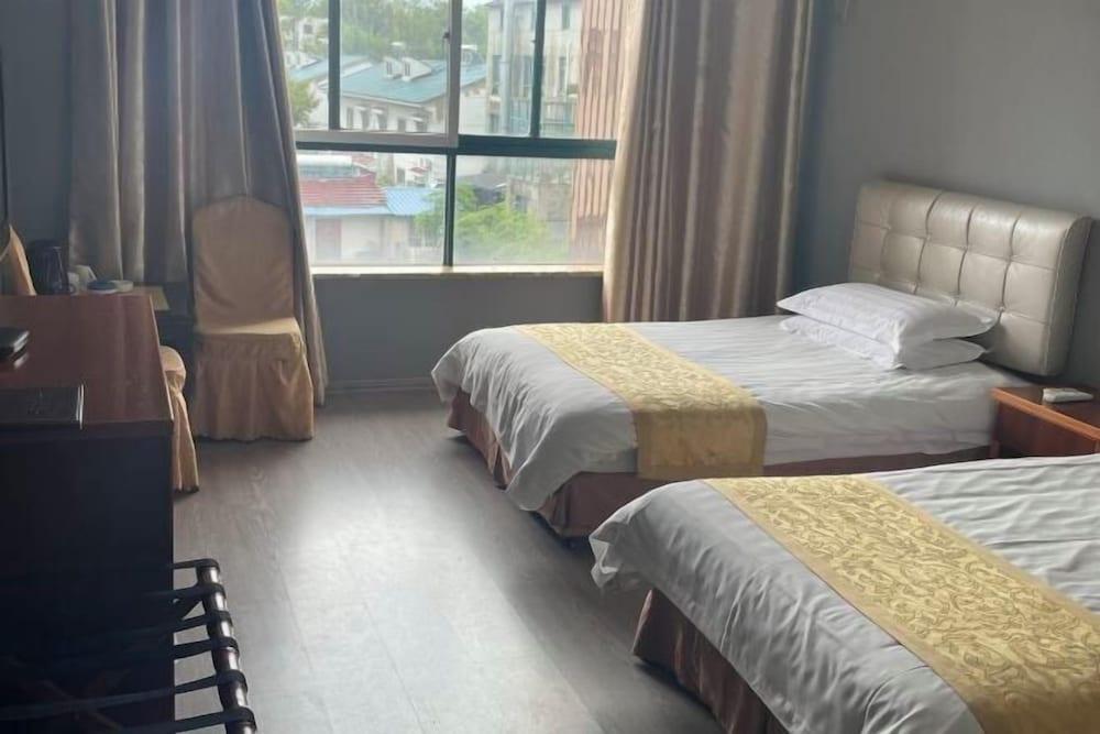 Liyang Hot Spring Garden Hotel