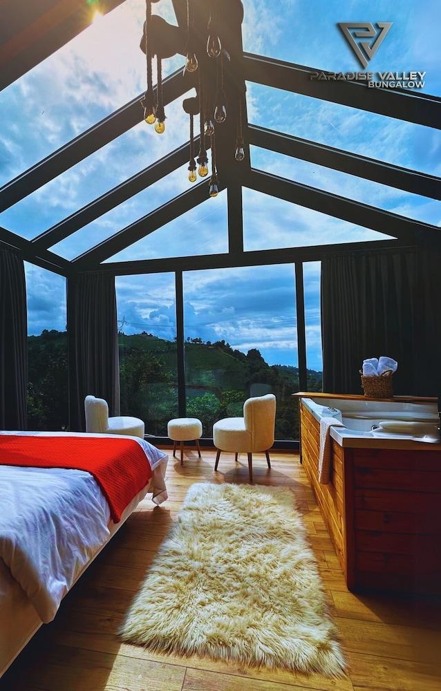Paradise Valley Bungaalow