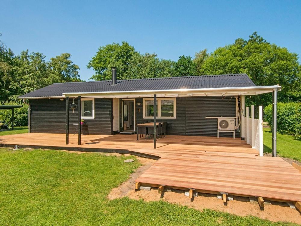 6 Person Holiday Home in Knebel