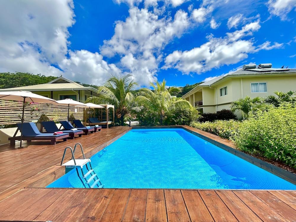 The Seaboards Apartments Seychelles - Outdoor Pool