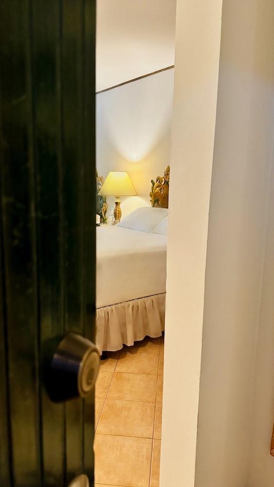 Hotel Portal del Angel - Room