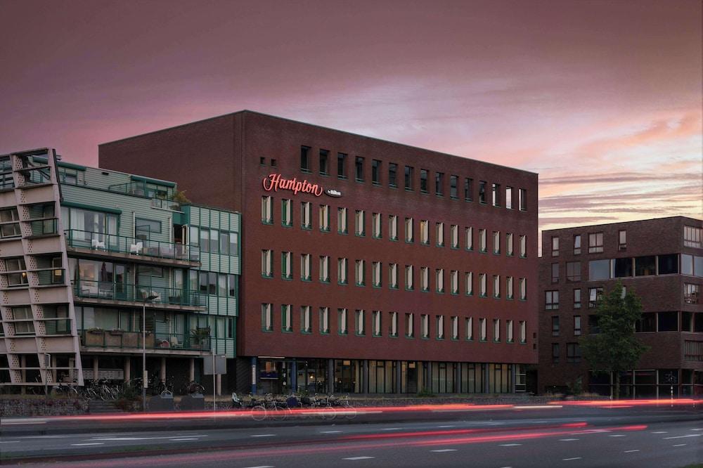 Hampton by Hilton Amsterdam Centre East - Featured Image