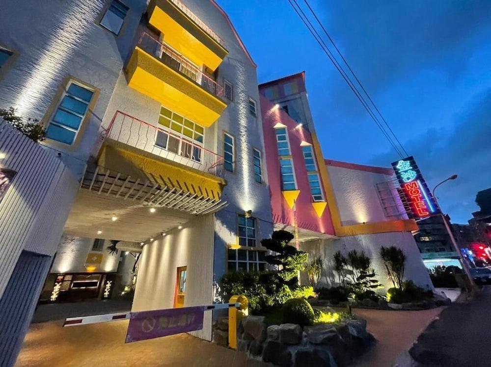 Jin Sha Motel - Featured Image