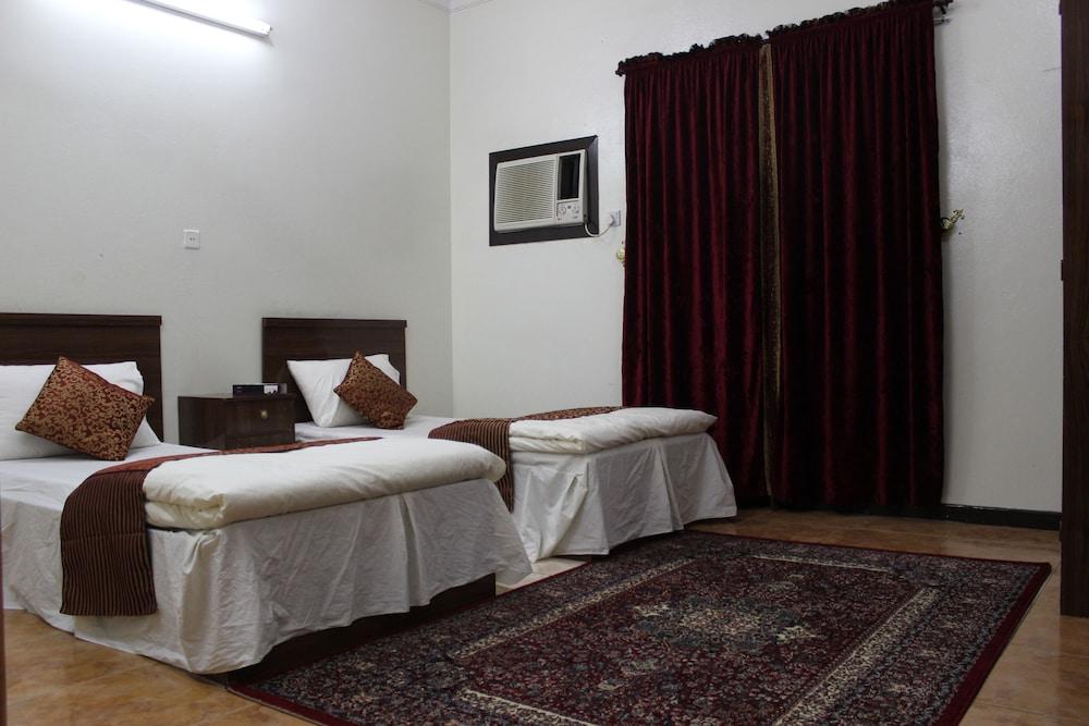 Al Eairy Furnished Apartments Al Baha 1 - Room